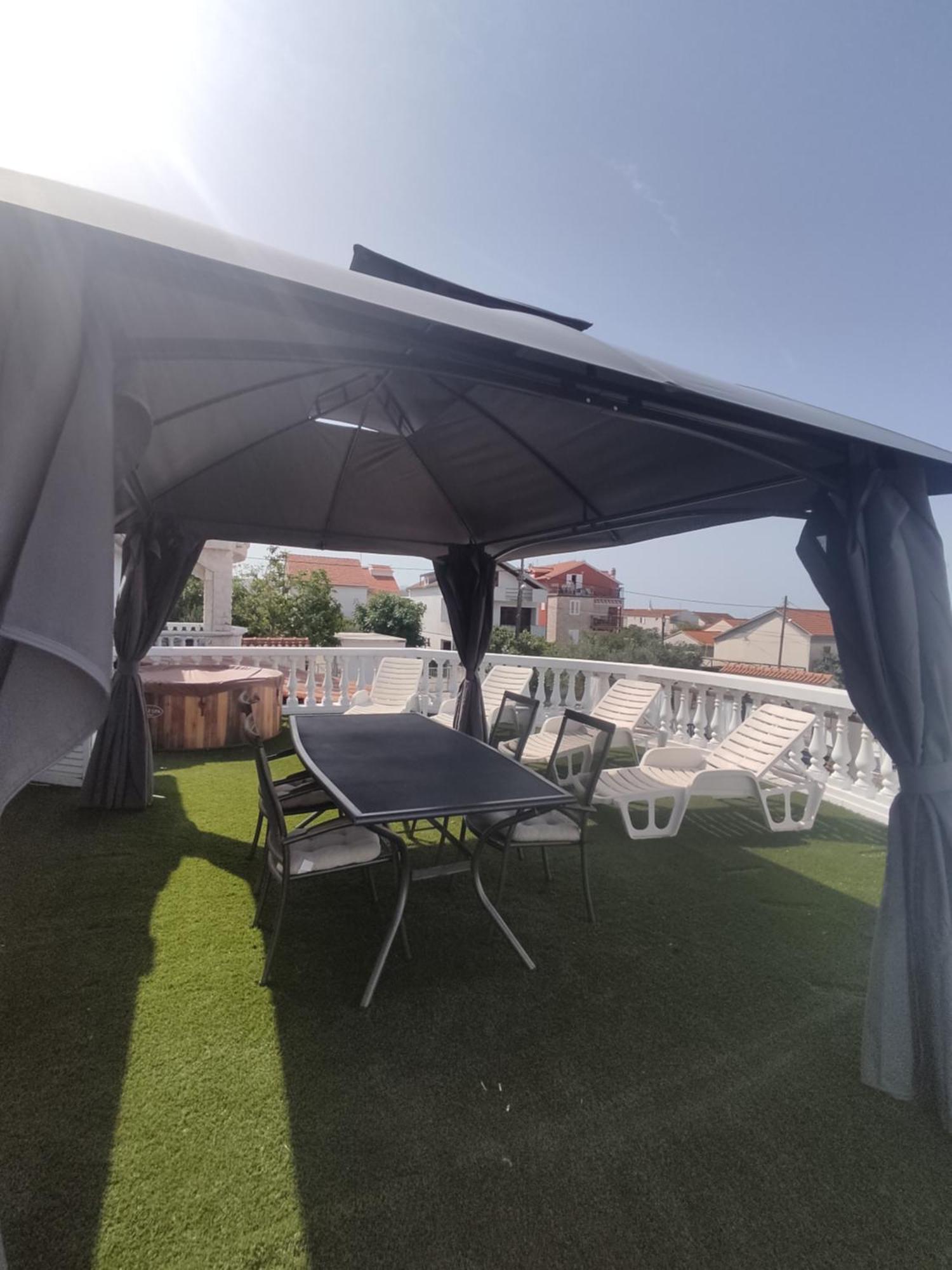 Apartments Villa Dalmatina Vodice Chambre photo