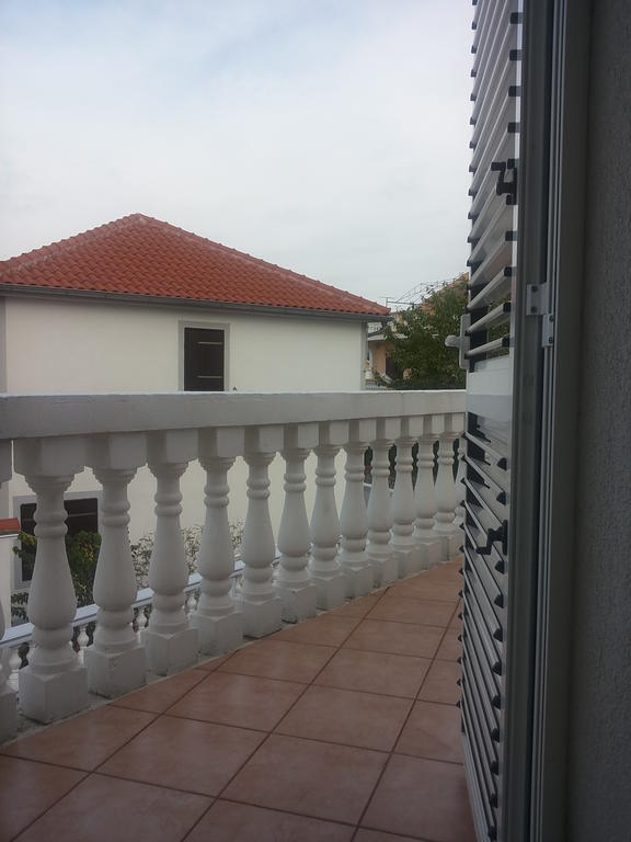 Apartments Villa Dalmatina Vodice Chambre photo