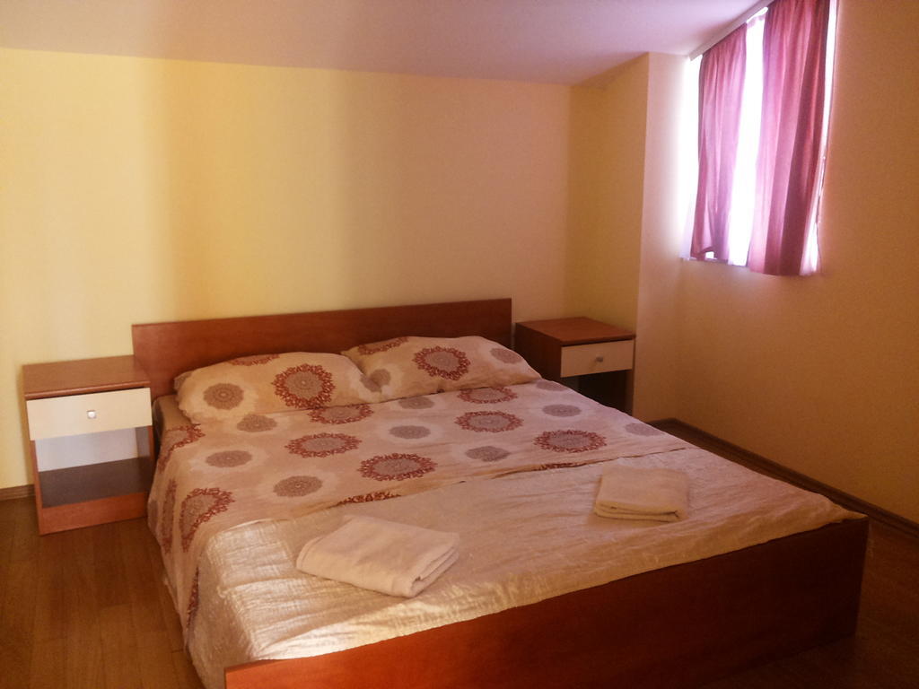 Apartments Villa Dalmatina Vodice Chambre photo